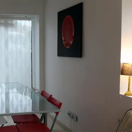 Tolles Familienhaus - 900 Meter Vom Strand Bredene